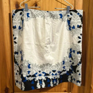 Worthington white Blue Felicia print straight lined skirt